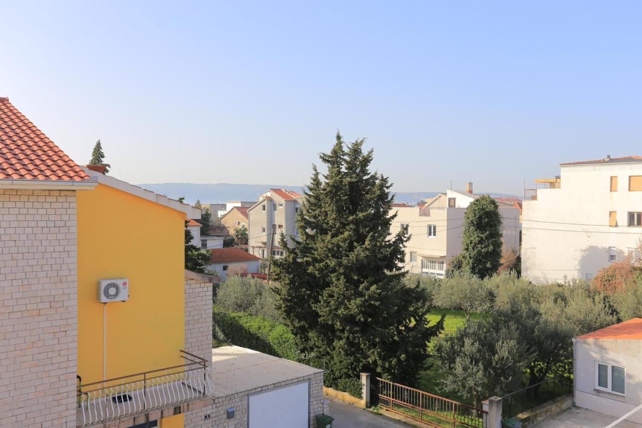 Apartments And Rooms With Parking Space Kastel Stafilic, Kastela - 18673 외부 사진